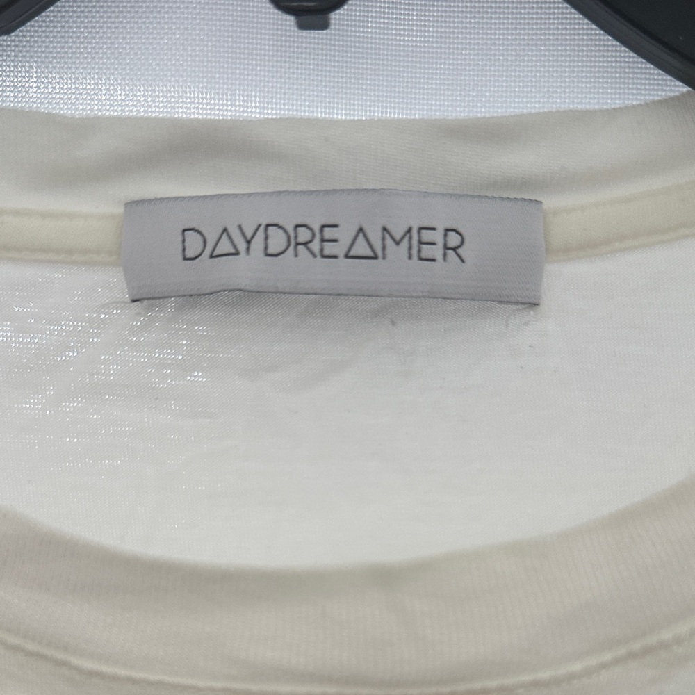 Daydreamer Def Leppard Graphic Tee - Picture 3 of 6